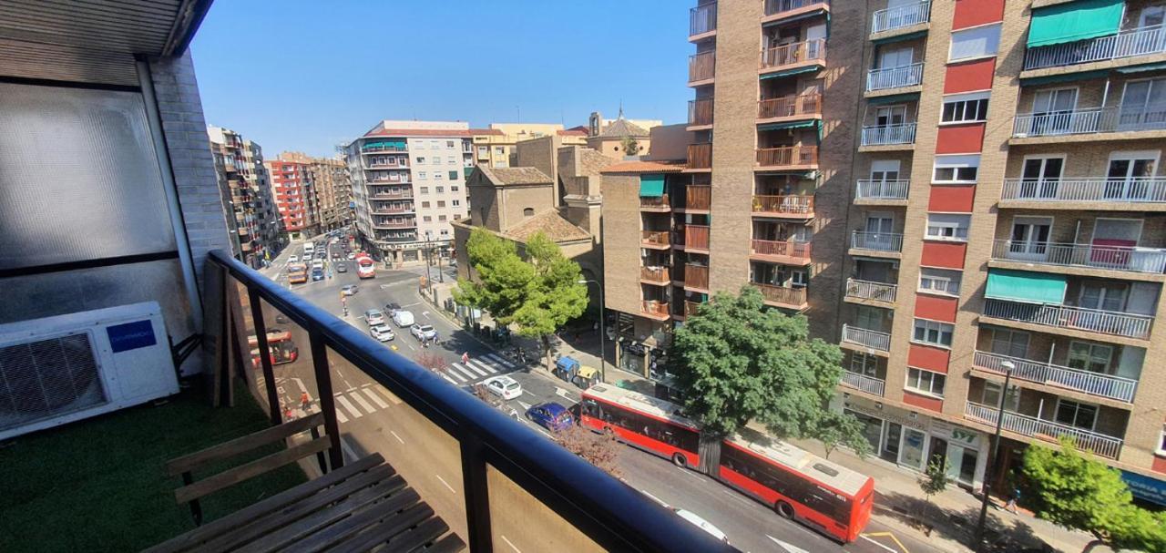 Apartamenticos Studio 75 Сарагоса Екстер'єр фото